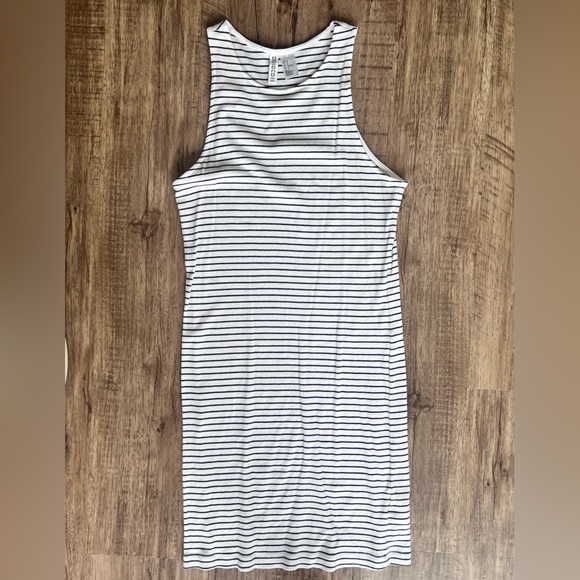 H&M STRIPE DRESS - Picture 2 of 3